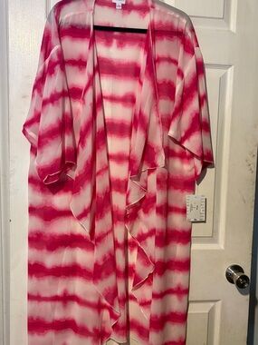 LuLaRoe Pink and White Striped Ruffle Shirley Kimono Cape